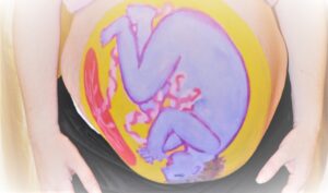 unique baby belly art